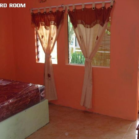 Hotel Dirgantara Parakan  Esterno foto