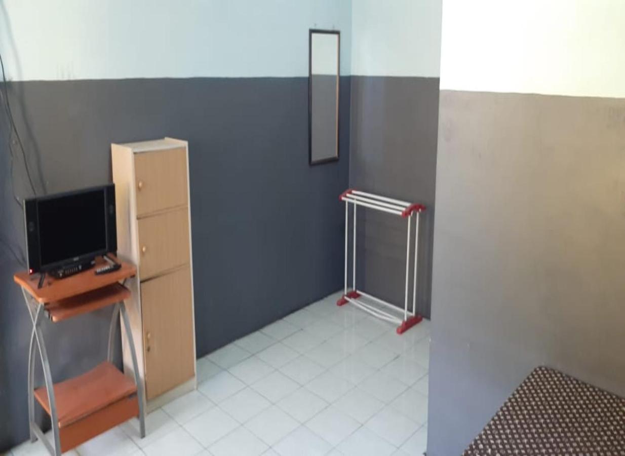 Hotel Dirgantara Parakan  Esterno foto