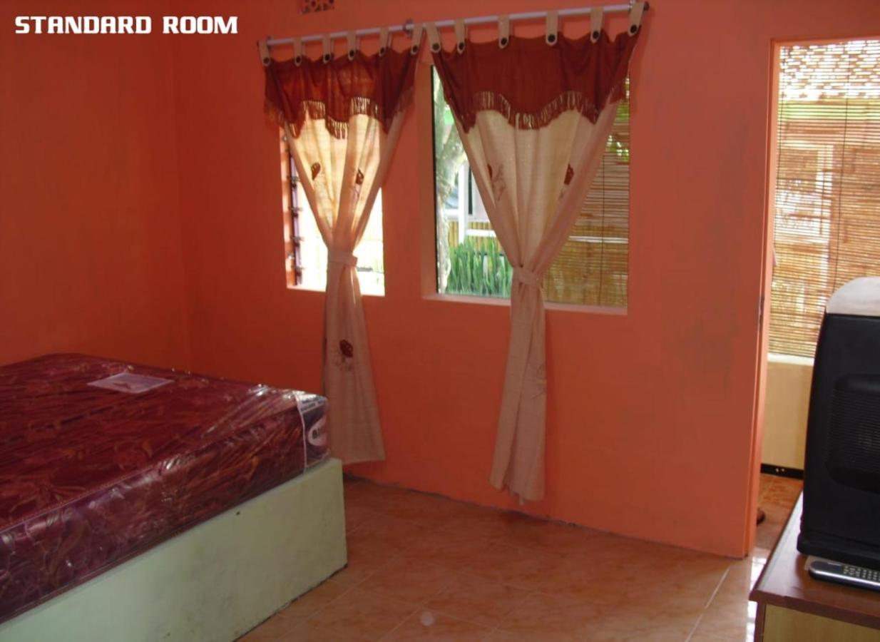 Hotel Dirgantara Parakan  Esterno foto